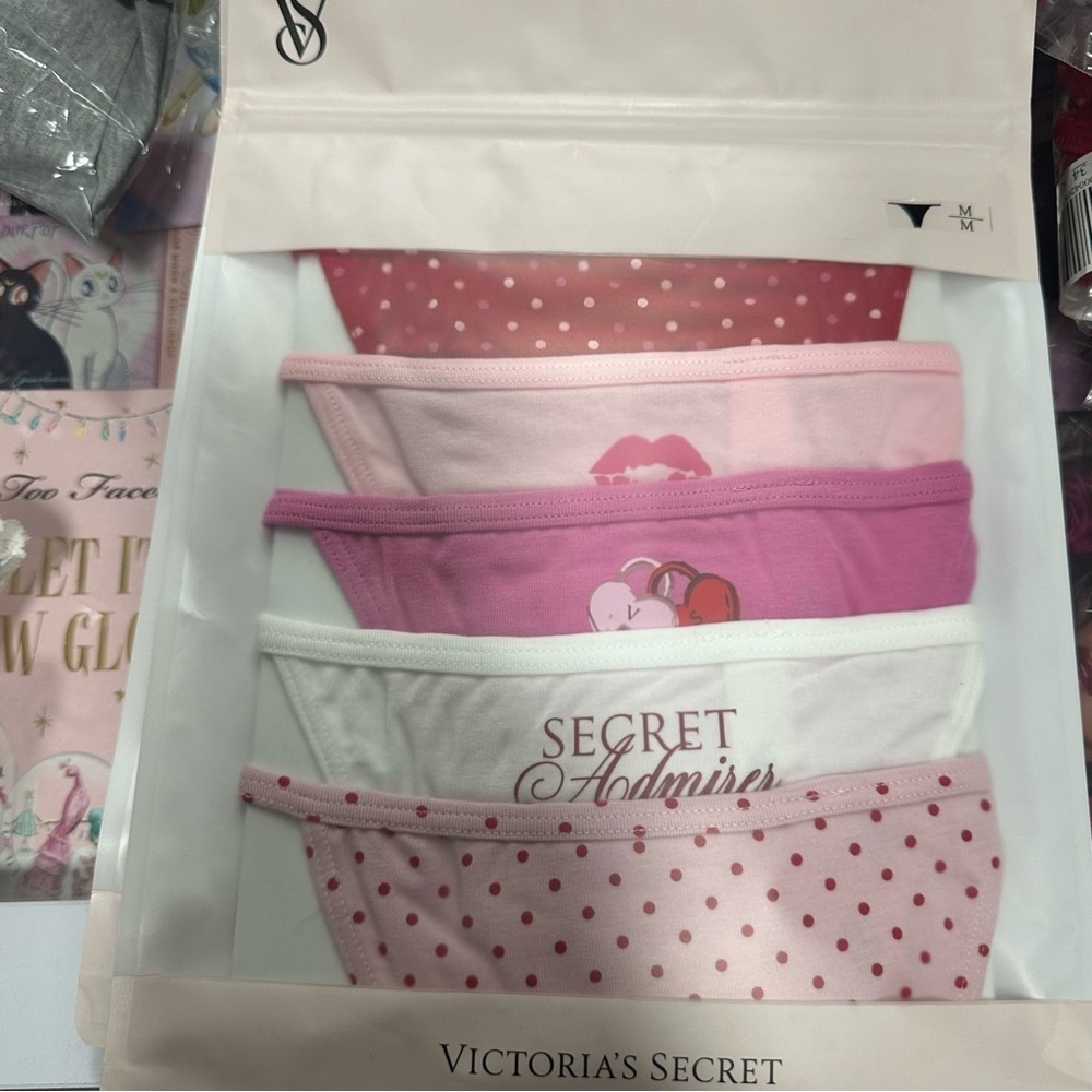 Victoria's Secret cotton v-string Panties